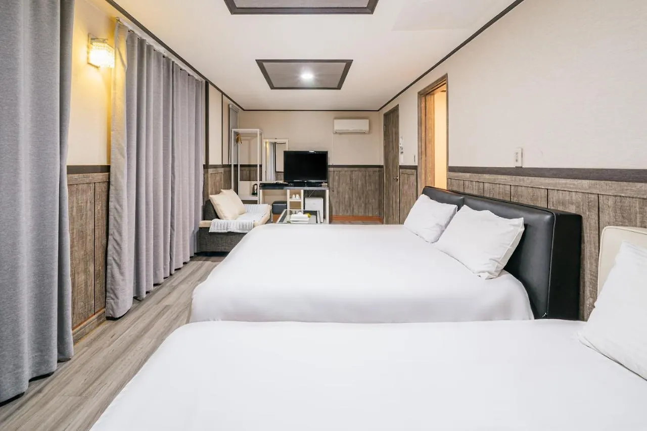 *** Ξενοδοχείο με κάψουλες Hotel Be Τζέτζου Νότια Κορέα