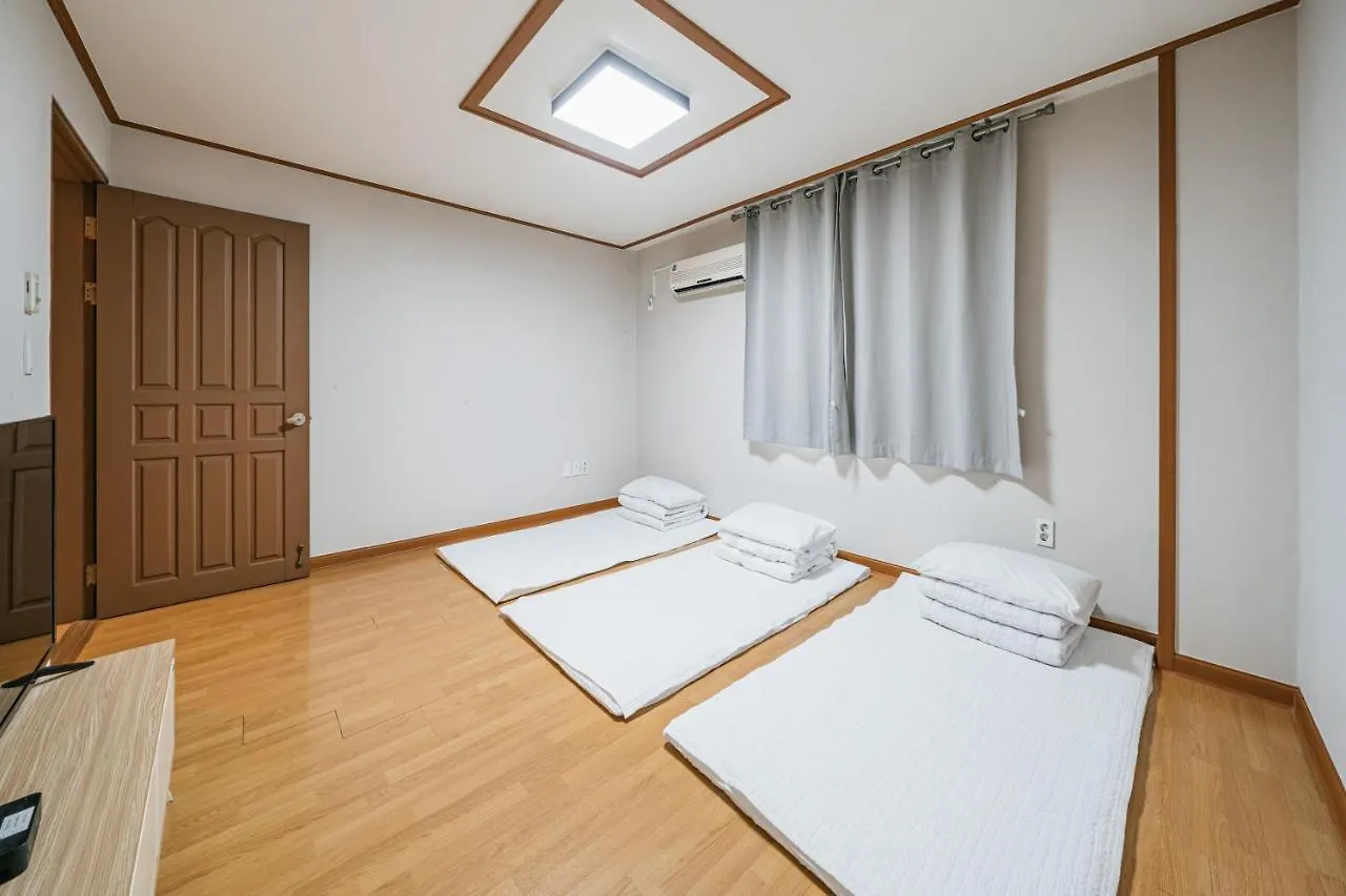 Hotel Be Τζέτζου